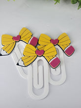 Load image into Gallery viewer, Teacher Desk Accessory Set
